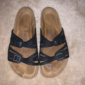 Black Birkenstock’s